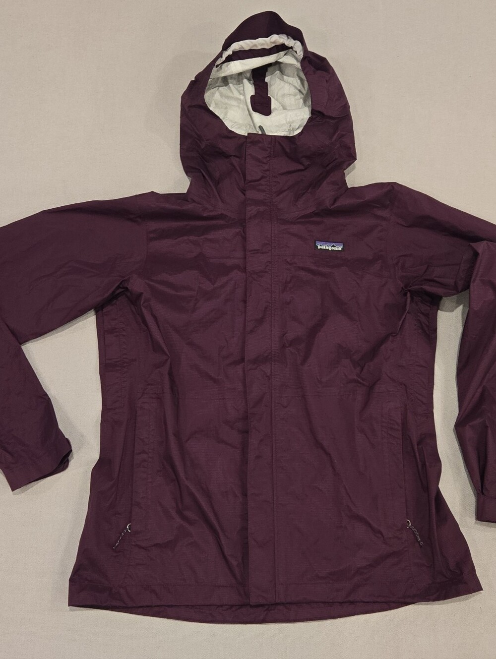 Patagonia Torrentshell H2no Jacket Womens Sz Medium Berry Rain Coat Shell 83805
